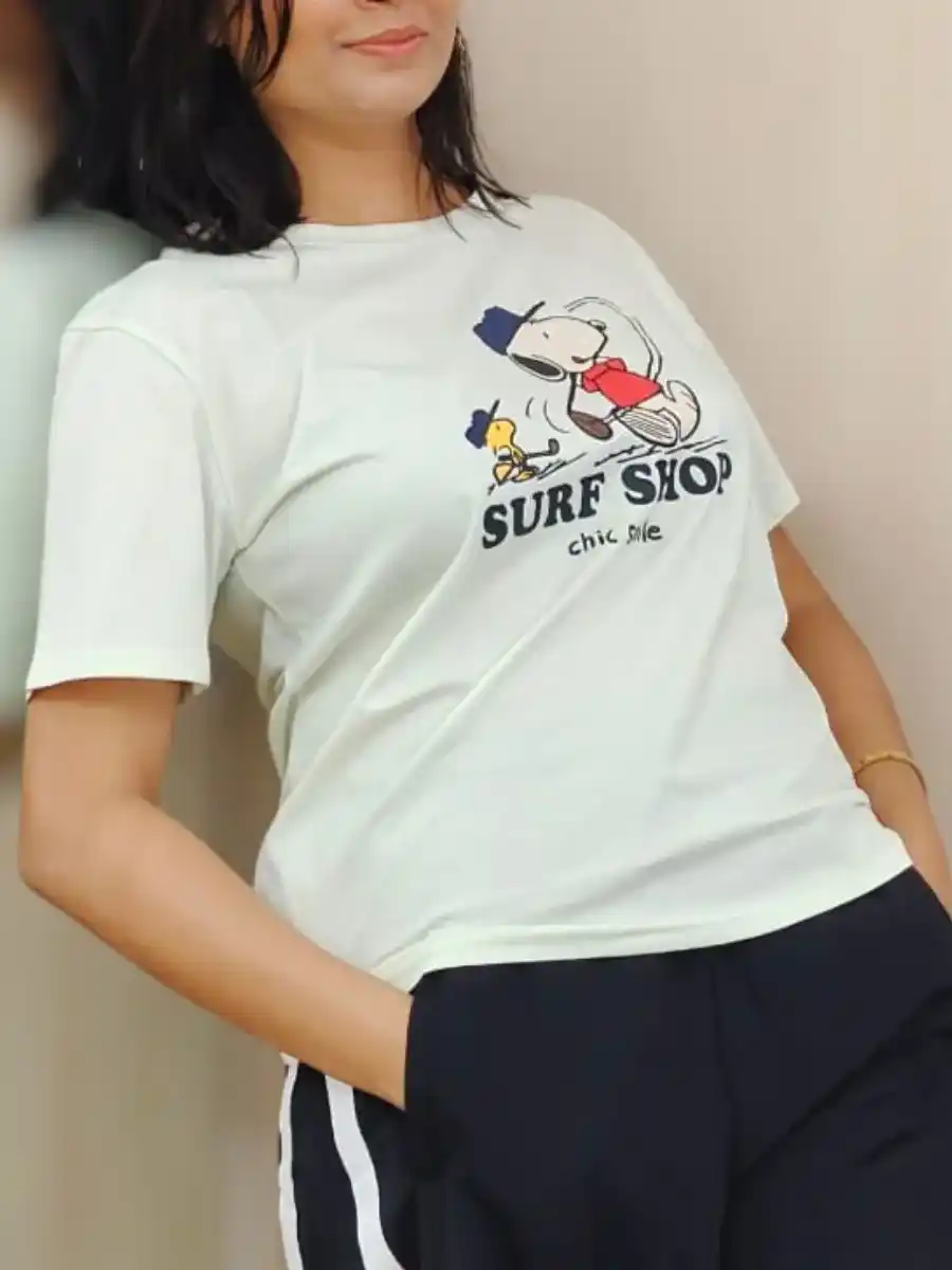 ModaFesta -elegant-snoopy-print-t-shirt-green
