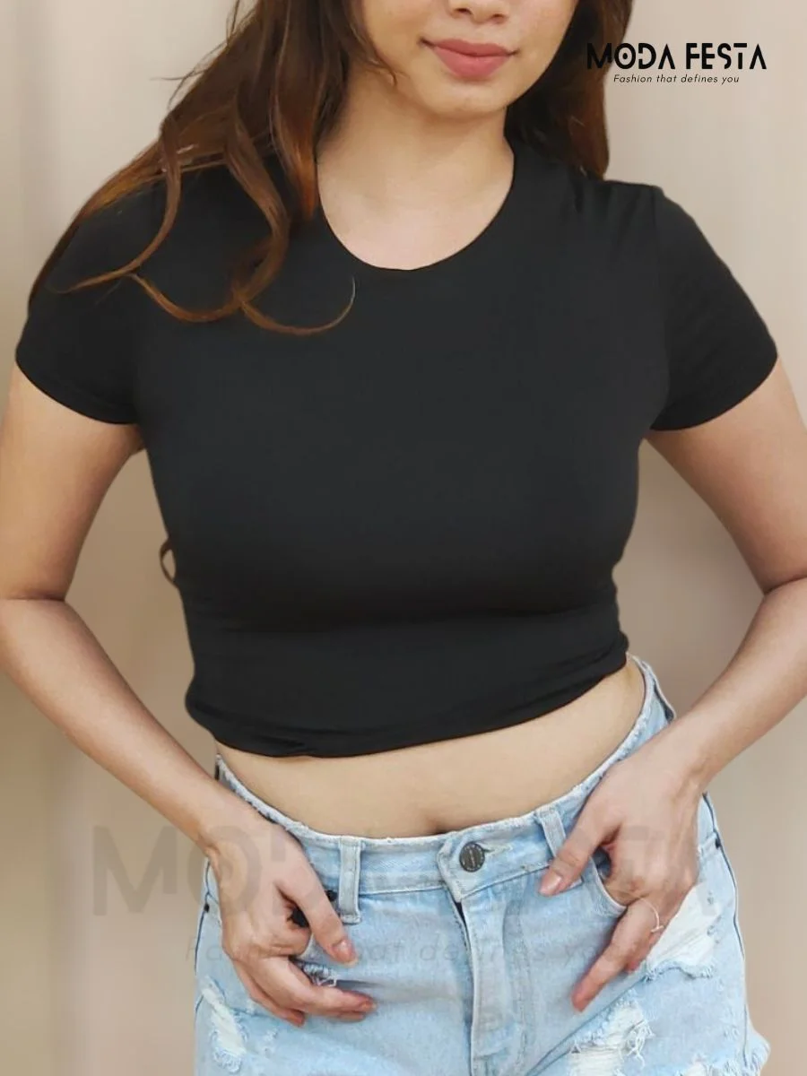 ModaFesta -back-lace-up-crop-top-black