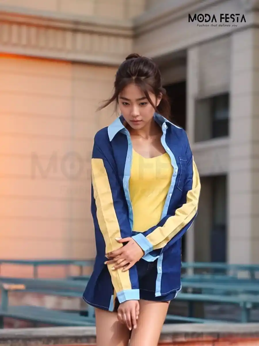 ModaFesta -minimalist-denim-shirt