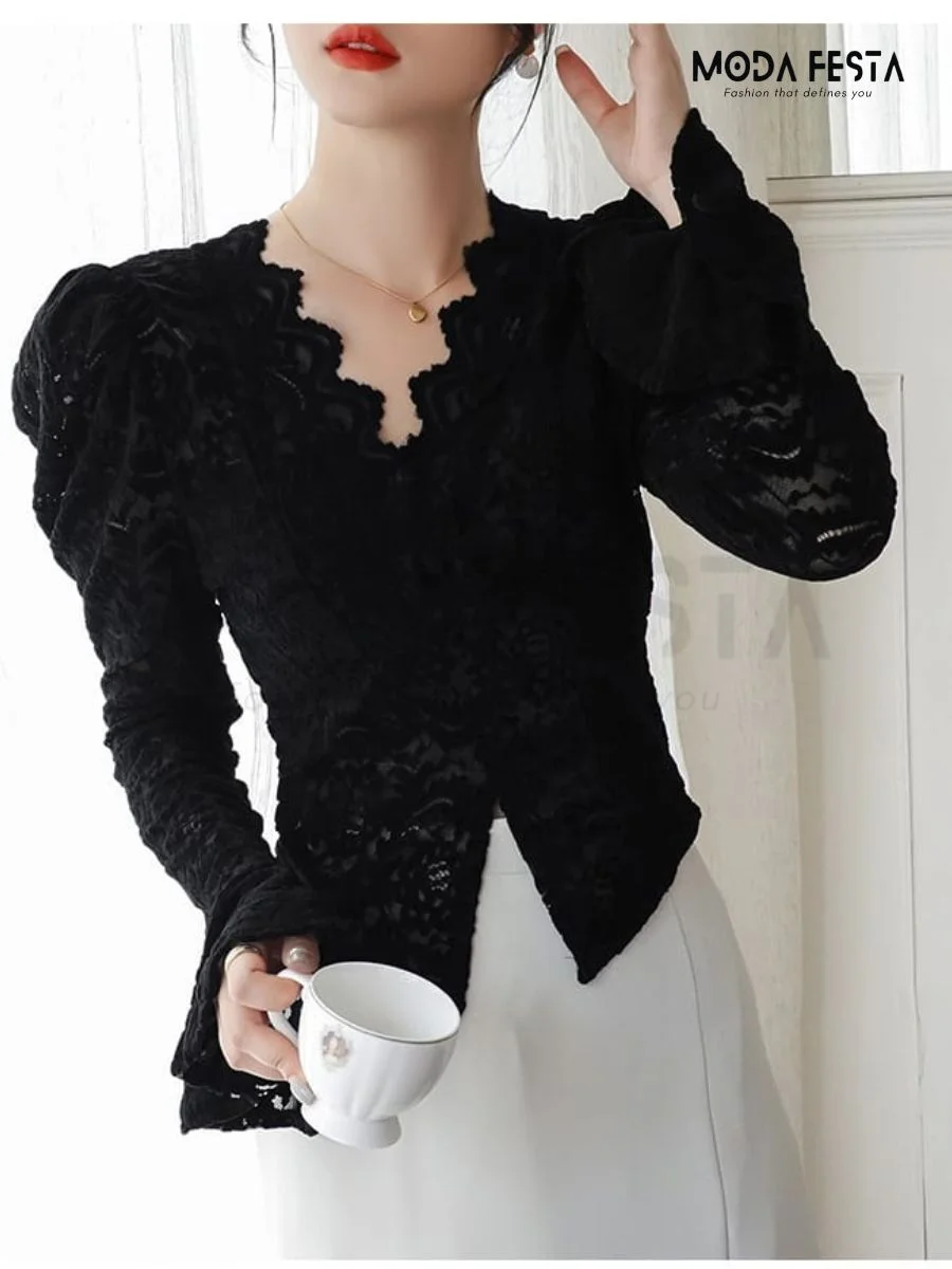 ModaFesta -v-neck-lace-top-black