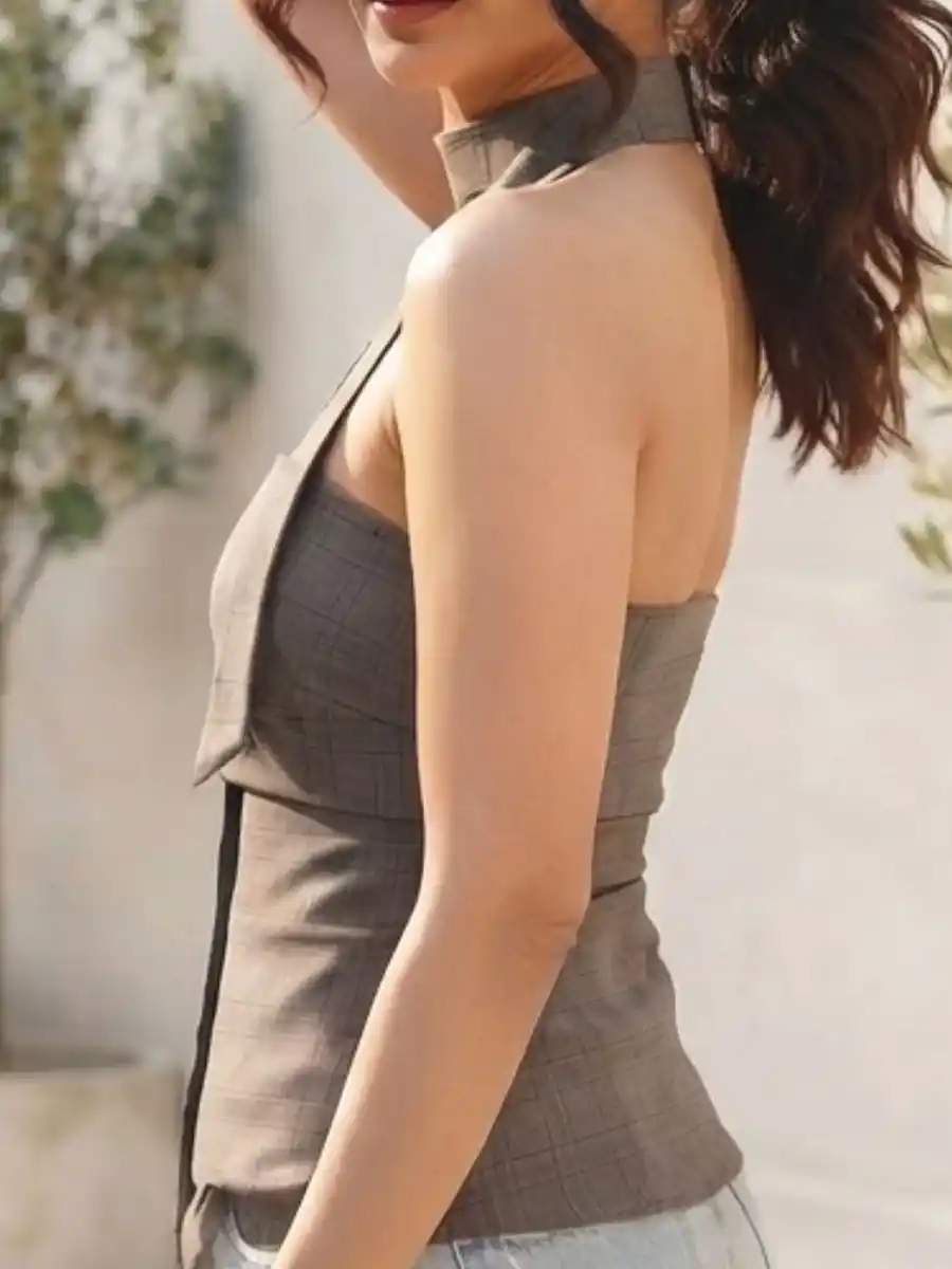 ModaFesta -grey-plaid-halter-neck-asymmetrical-top