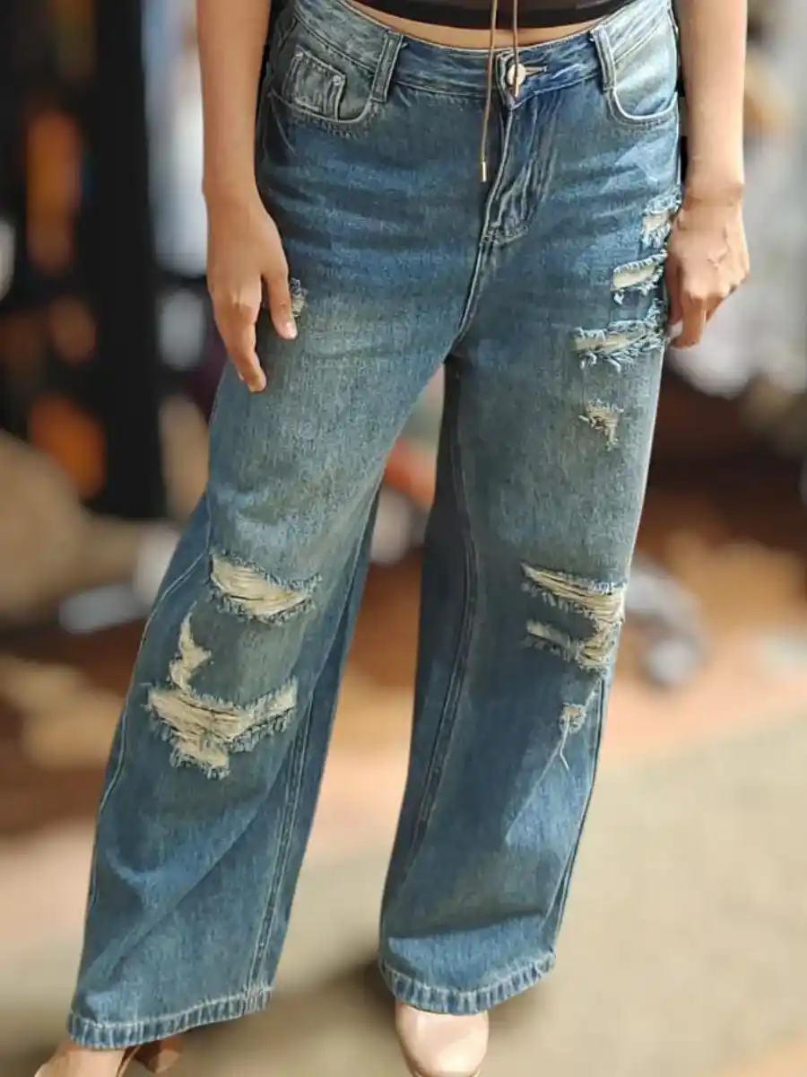 Stylish Ripped Baggy Jeans