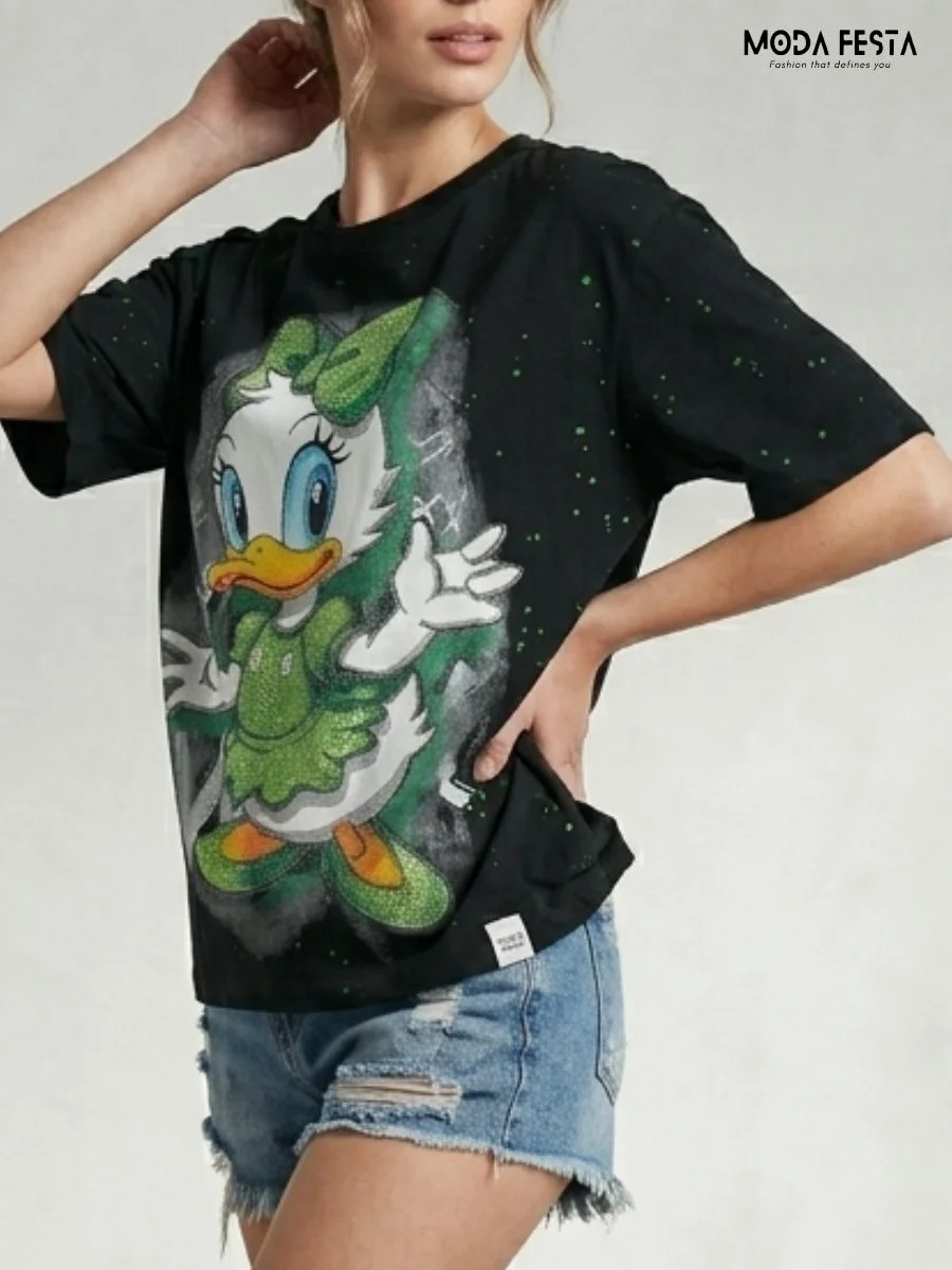 ModaFesta -daisy-duck-black-tee
