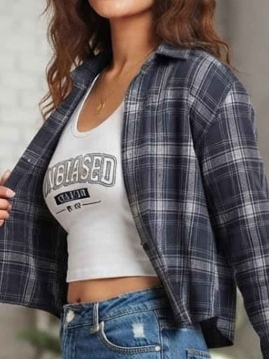 ModaFesta -unbiased-graphic-white-crop-top-plaid-jacket-set