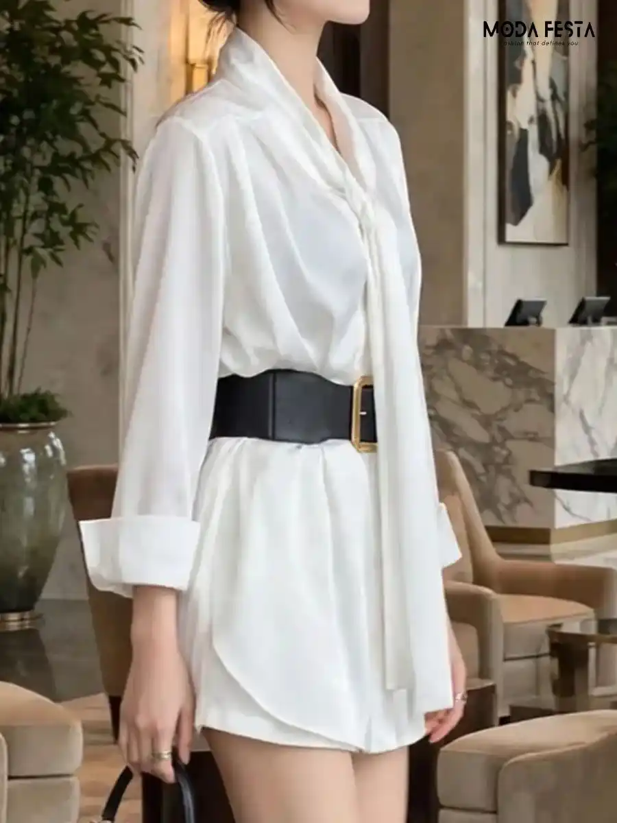 ModaFesta -hwarang-elegant-korean-boss-lady-outfit-white