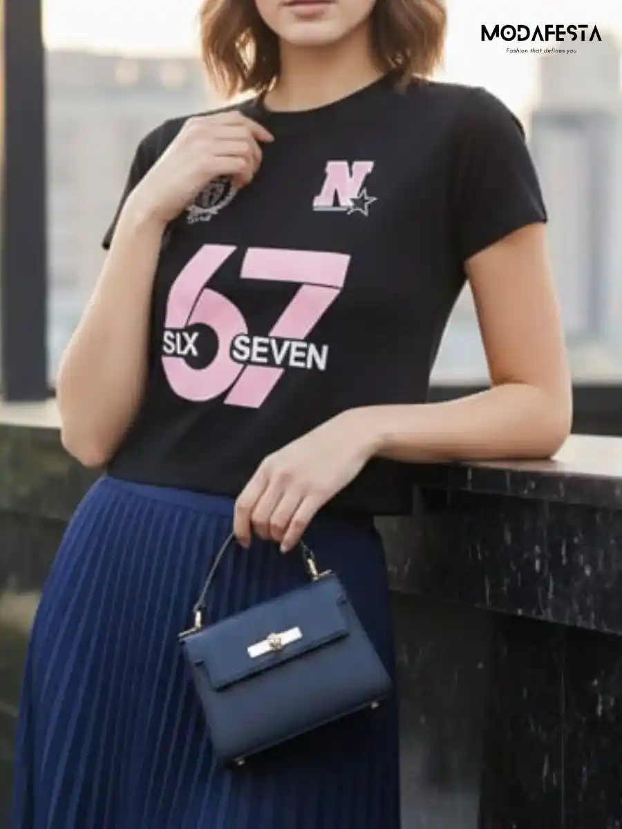 ModaFesta -elegant-6-7-print-crop-t-shirt-black