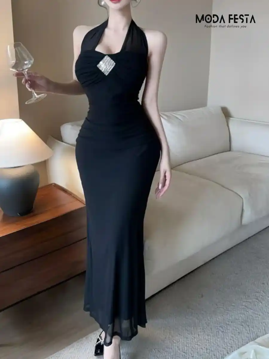 Style Cast Halter Neck Dress
