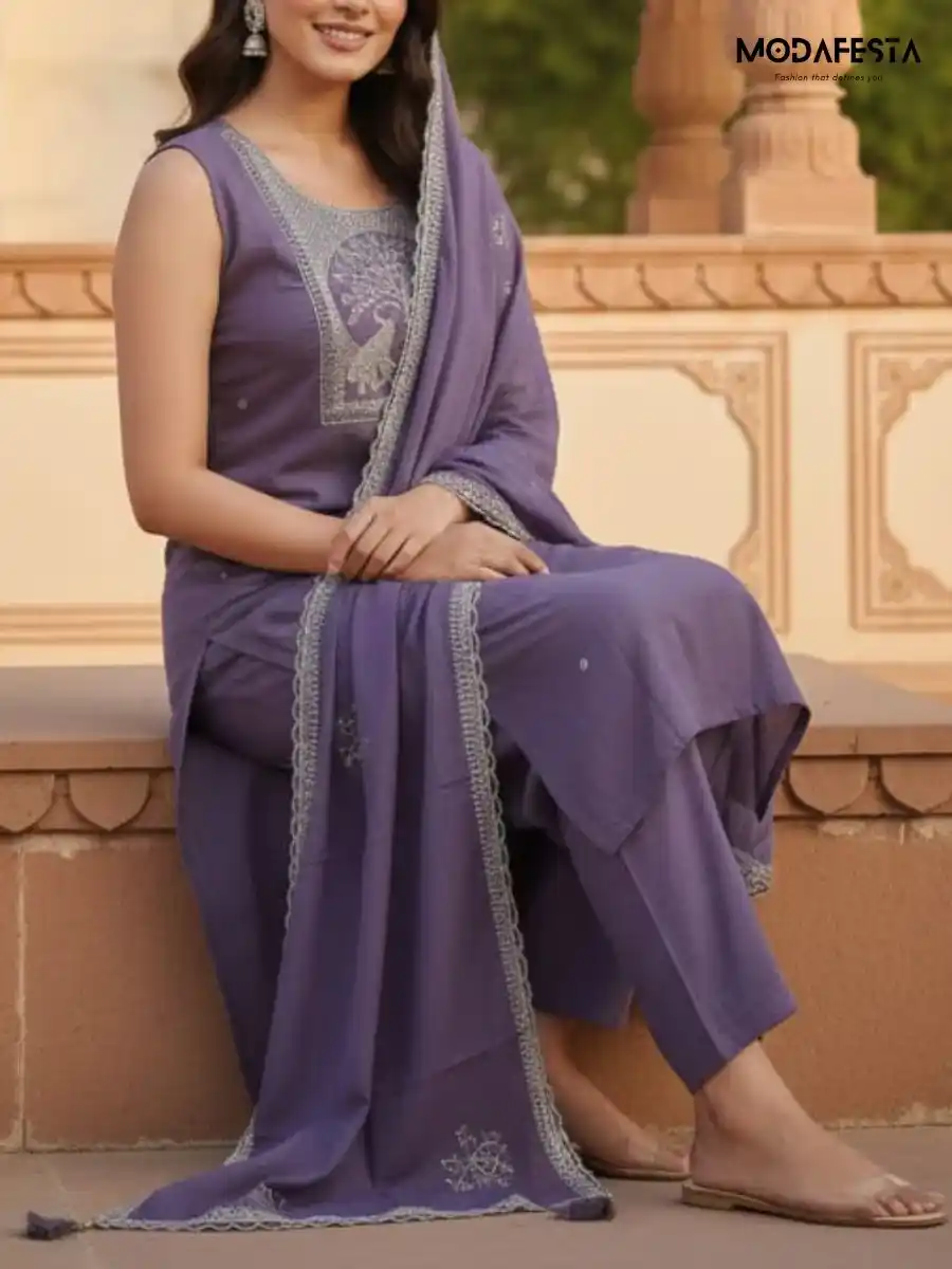 Sleeveless Kurti set with front work