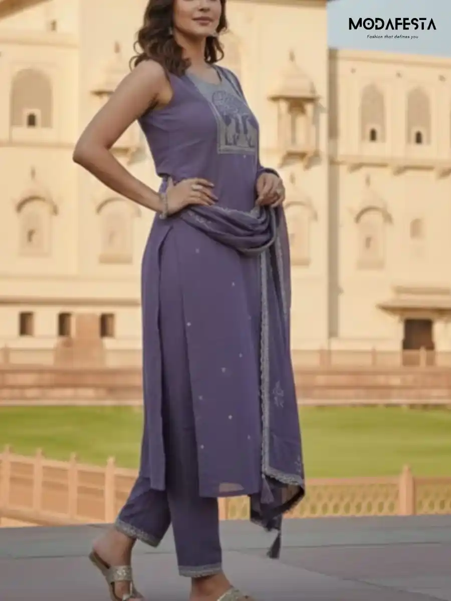 Sleeveless Kurti set with front work